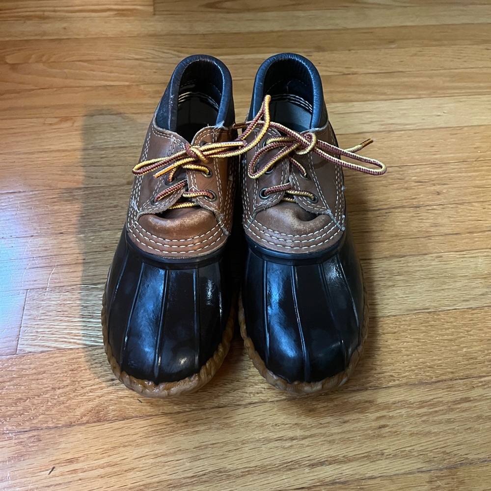 L. L. Bean Duck Chain Boots- Women’s Size 7 - image 1